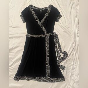 Black V-Neck Sundress with Short Sleeves